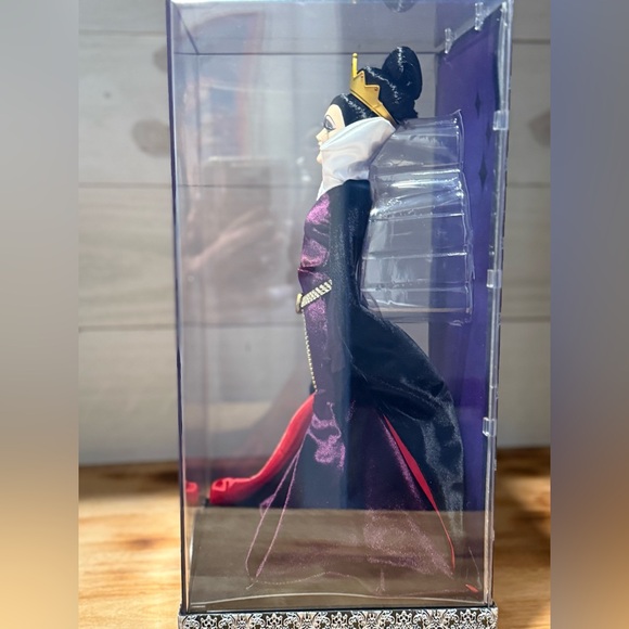 Disney Store Designer Collection Evil Queen [More Evil Than Queen] - Picture 6 of 15